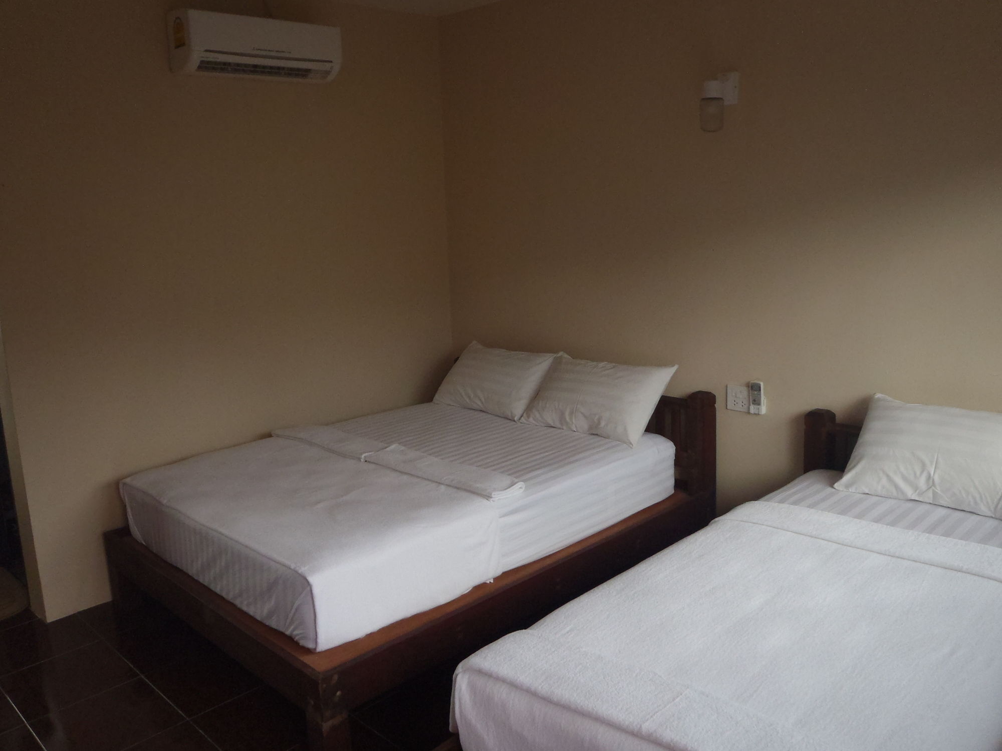 Silver Sands Beach Resort Koh Tao Exteriör bild