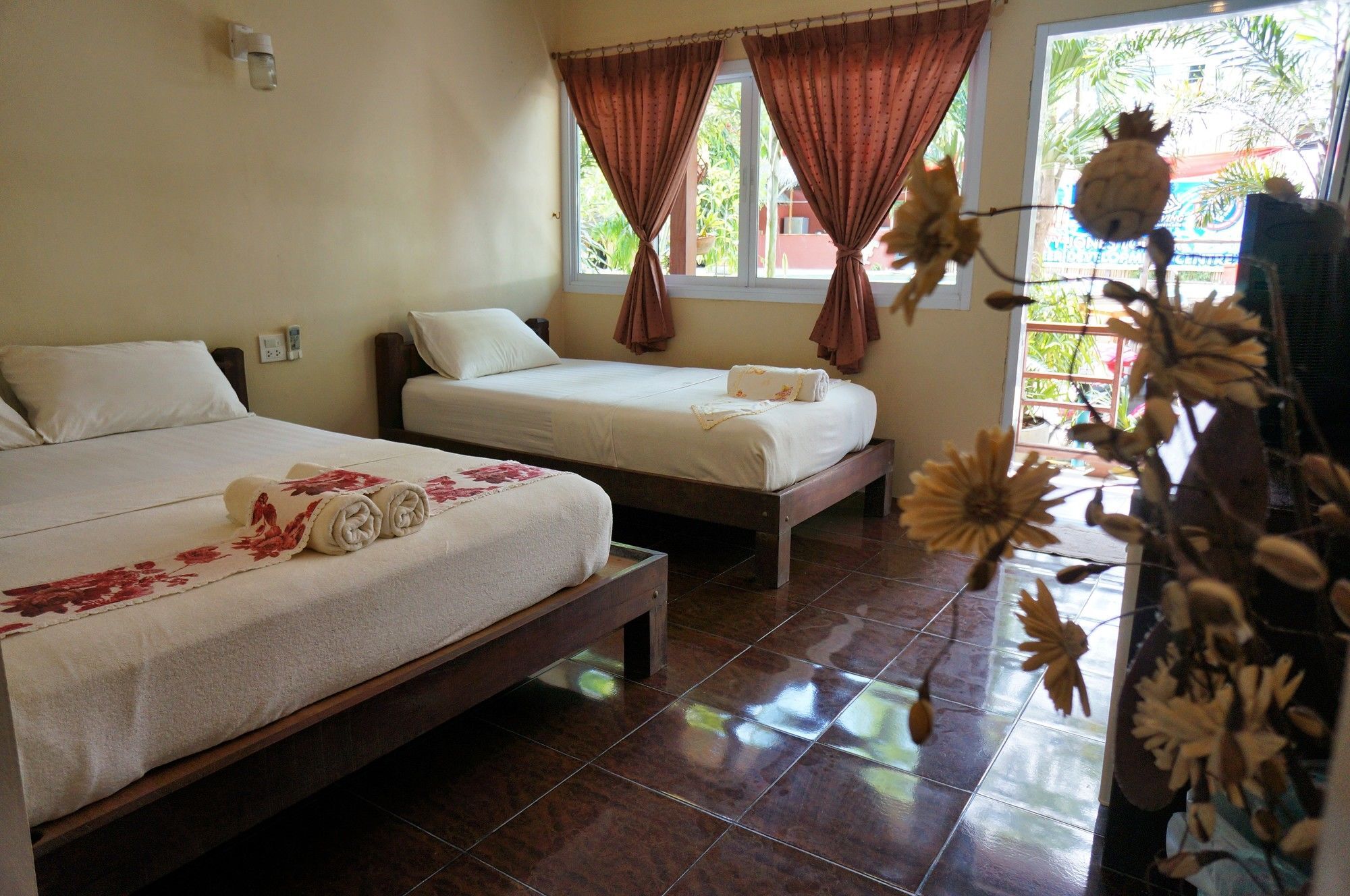 Silver Sands Beach Resort Koh Tao Exteriör bild
